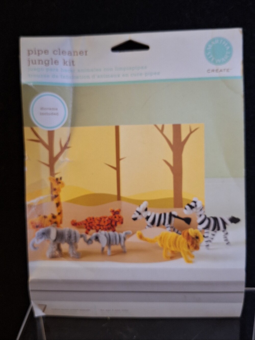 Martha Stewart Create Pipe Cleaner Jungle Kit With Diorama 7 Animals Zebra Lion